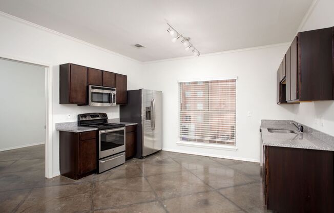 2 beds, 1 bath, 918 sqft, $1,278, Unit 9201 - 4428