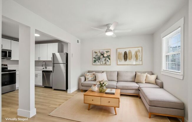 3 beds, 2 baths, 1,000 sqft, $2,111