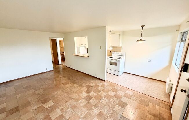 Beautiful One Bed in Queen Anne!