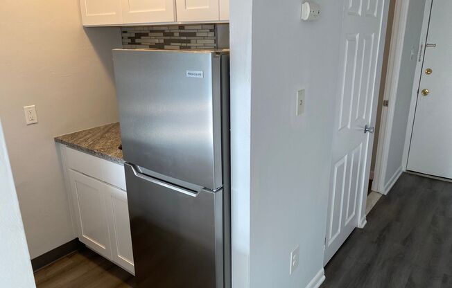 Studio, 1 bath, 415 sqft, $1,175, Unit 101-K1