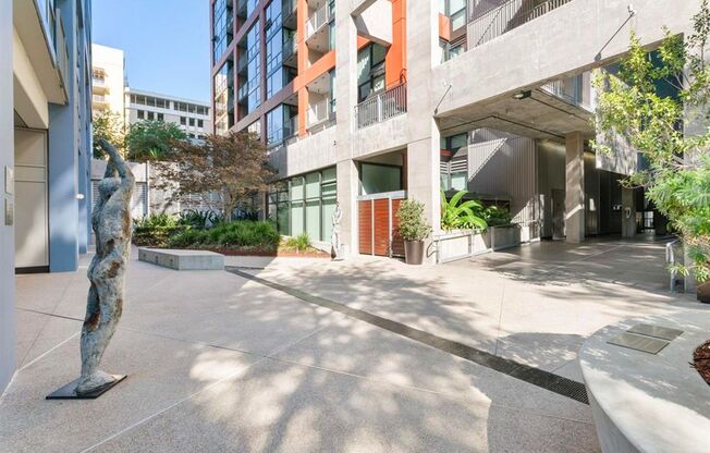 1 bed, 1 bath, $2,395, Unit #428
