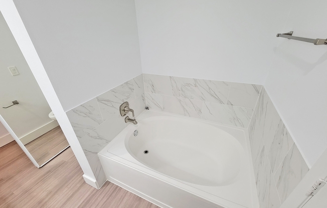 2 beds, 2.5 baths, 1,416 sqft, $3,550