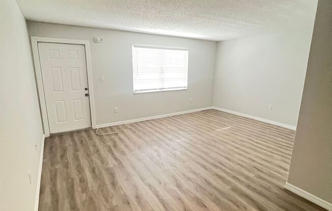 1 bed, 1 bath, 620 sqft, $1,325, Unit 202