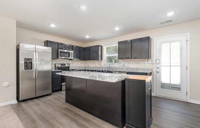 4 beds, 2.5 baths, 1,903 sqft, $2,095