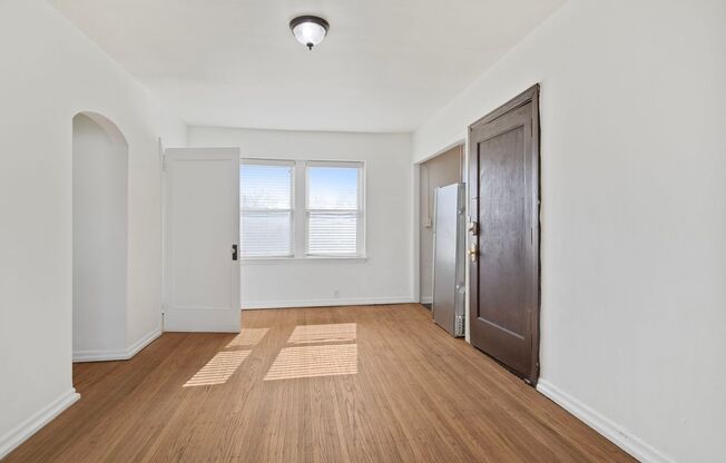 1 bed, 1 bath, 413 sqft, $795, Unit 30