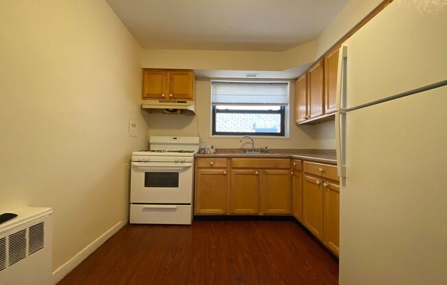 1 bed, 1 bath, 650 sqft, $1,100, Unit 2722-W3