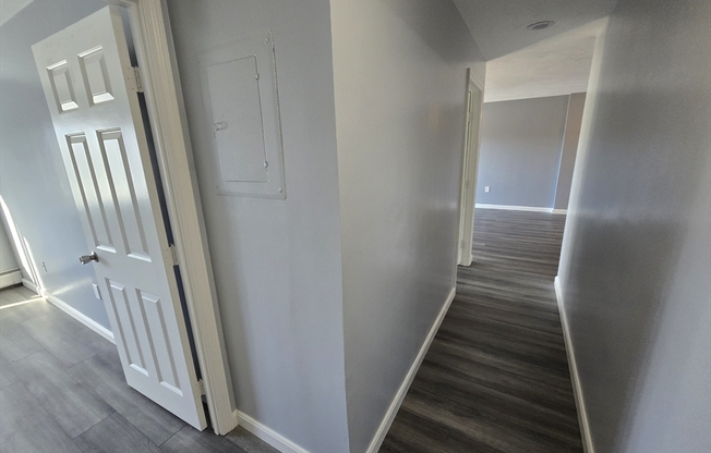 2 beds, 2 baths, 852 sqft, $2,380, Unit 502