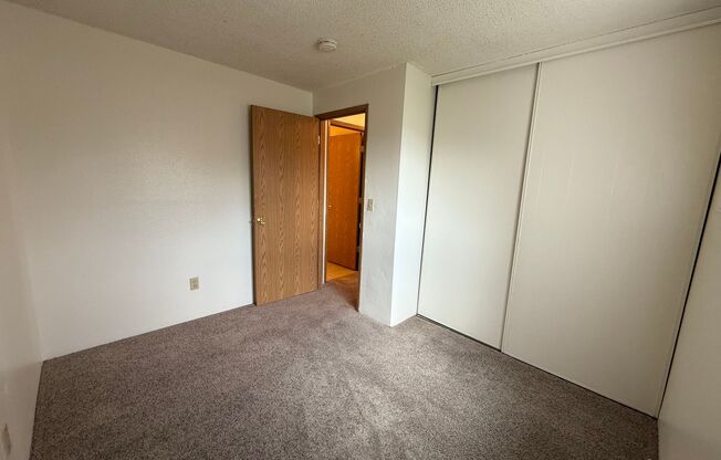 2 beds, 1 bath, 669 sqft, $1,200, Unit 45