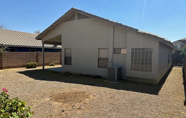 3 beds, 2 baths, $1,750