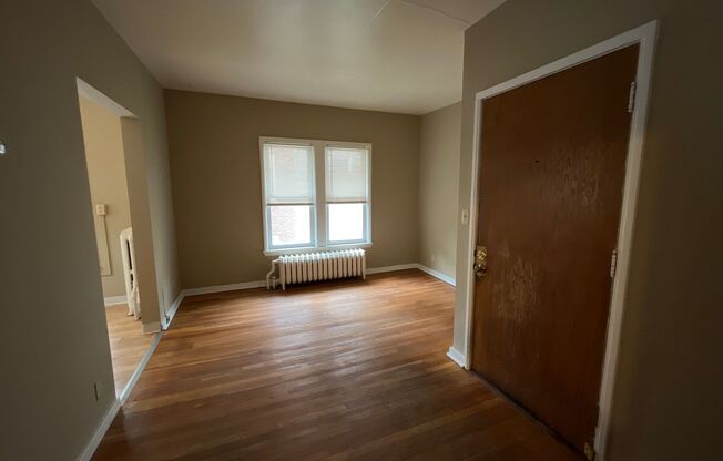468 Herschel St.