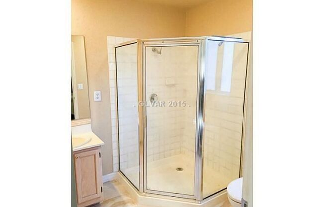Cozy 3 Bed 2.5 Bath Home in Gated Community