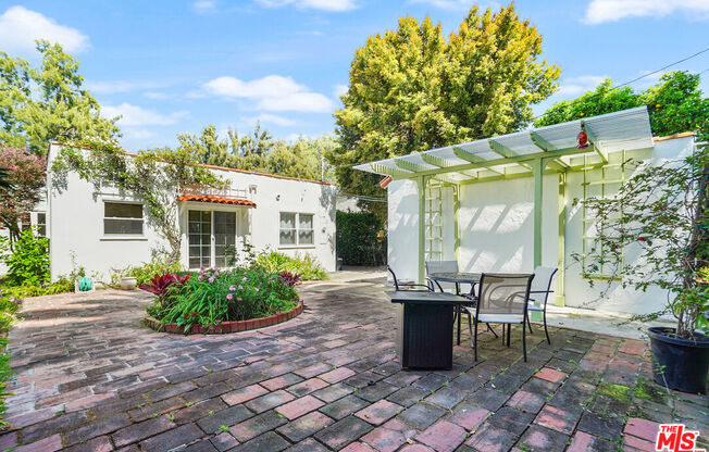 1931 MIDVALE AVE