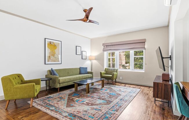 1 bed, 1 bath, 810 sqft, $2,375, Unit 201FS