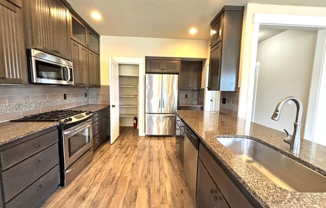 5 Bedroom Beaverton Home!!!