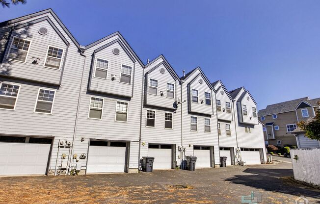 3 beds, 2 baths, 1,250 sqft, $2,600, Unit 228 - Wegner