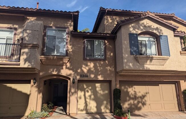 2Bed 2.5 Bathroom Two Story Townhome at the Tristan complex in Rancho San Diego