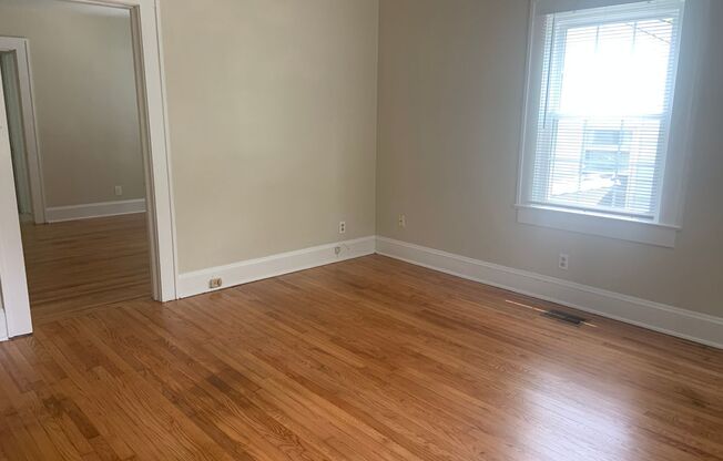 1 BR Apartment Available in Greensboro