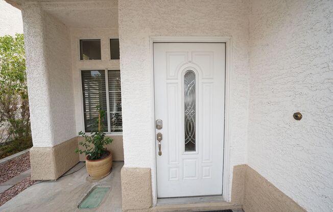 3 beds, 2 baths, $2,045
