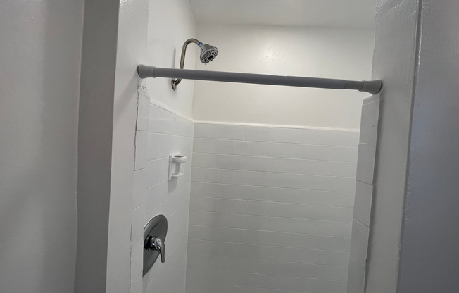 Studio, 1 bath, 325 sqft, $2,298, Unit 21