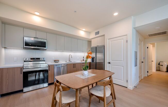 2 beds, 2 baths, 724 sqft, $3,895, Unit 301