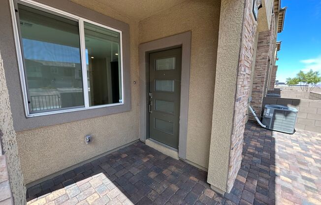 Modern 4 Bed, 3 Bath Townhome with Updated Features