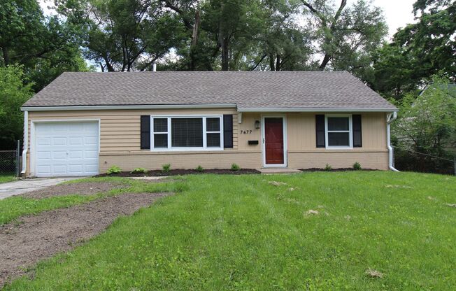 July 2025 FREE On This 3 Bedroom 1 Bath House in Prairie Village