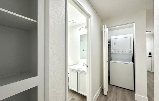 1 bed, 1 bath, 673 sqft, $1,445, Unit 68