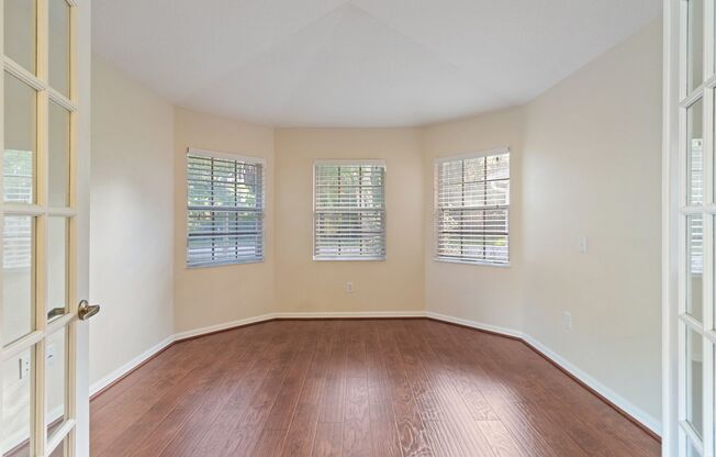 4 bed, 2 Bath New Tampa Home for Lease!