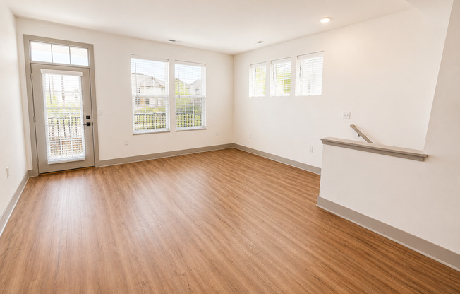 2 beds, 2.5 baths, 1,324 sqft, $1,899, Unit 8435BP