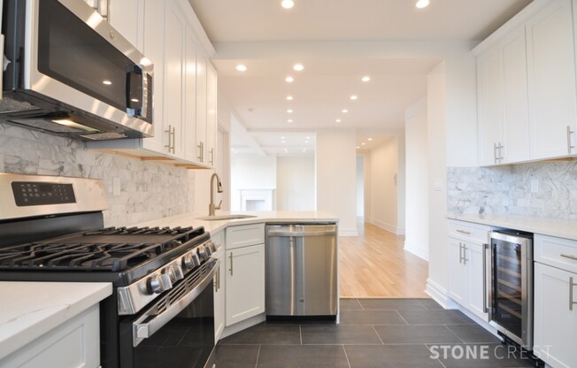 168 W 86 ST