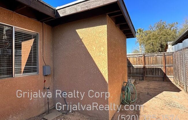 2 beds, 1 bath, 800 sqft, $950, Unit 3529 - J