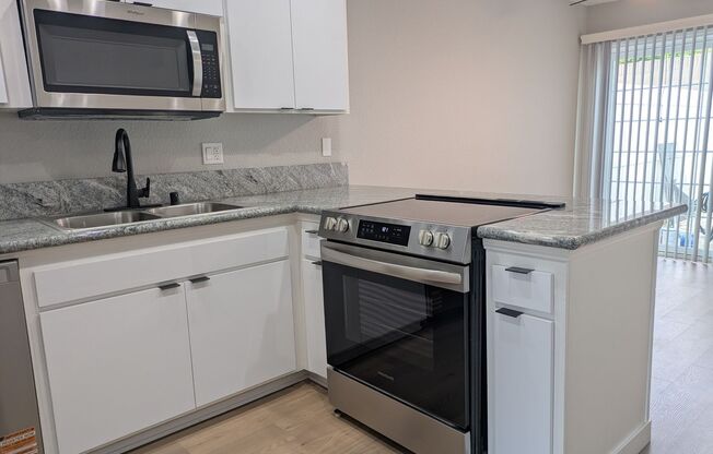 3 beds, 2 baths, 1,300 sqft, $3,750, Unit 469A