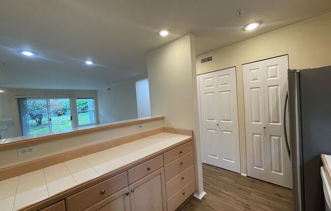 Sammamish - 3 BR, 2 BTH ground floor condo in Sundance at Klahanie