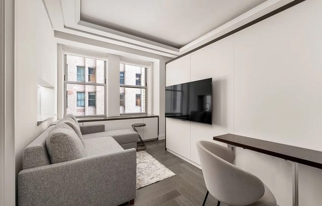 303 PARK AVE S