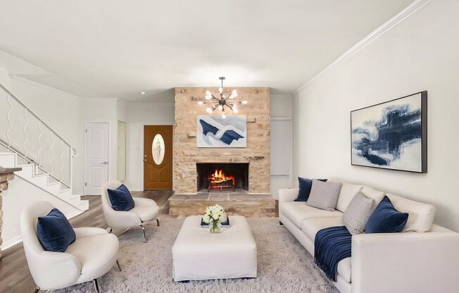 ALAMO HEIGHTS  |  TOWNHOME  |  REMODELED  |  HUGE TERRACE