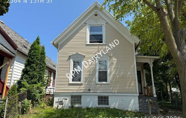 2564 N 15 ST