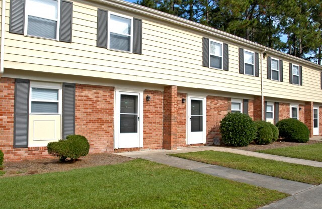Apartments for rent in Jacksonville, NC | Brynn Marr Village