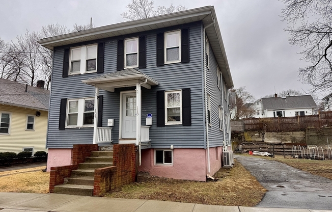 113 HARRIET AVE