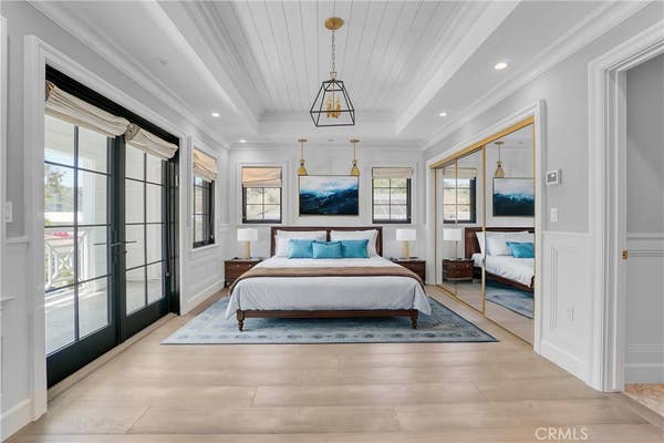 2520 LA CONDESA DR