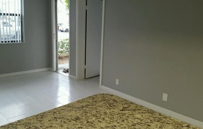 ONE BEDROOM ONE BATHROOM!  WATERFRONT COMMUNITY!