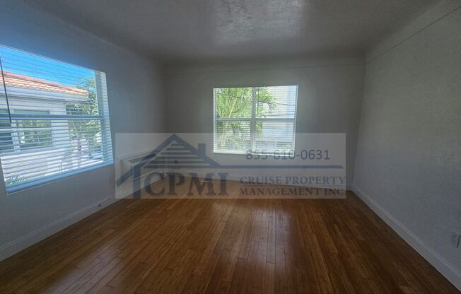 Studio, 1 bath, 575 sqft, $1,595, Unit 12