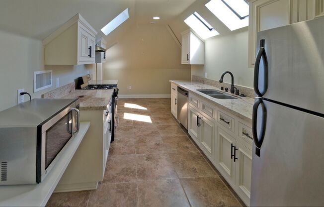 2646 Ellendale