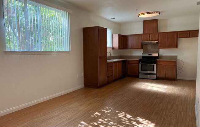 2 beds, 2 baths, $2,450