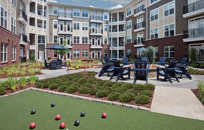 Marshall Park apartments for rent in Central Raleigh near Citrix - Bocce ball lawn