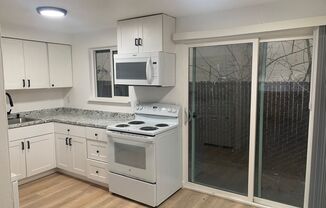 R2212 - Pinewood Apartments