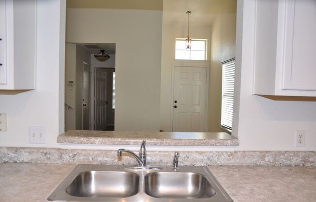 3 Bedroom 2.5 Bath in Hutto Square