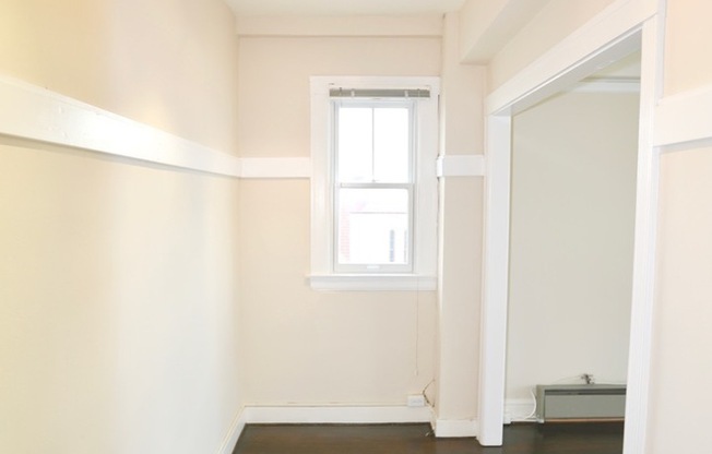 2890 California Apartments*