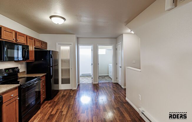 2 beds, 2.5 baths, 1,300 sqft, $1,485, Unit 801F