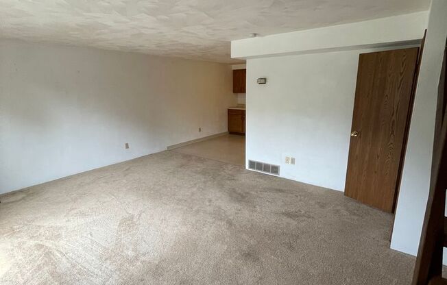 2 beds, 1.5 baths, $1,200