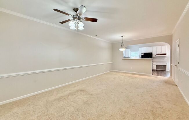 Charming 2BD, 2.5BA Apex Townhome in a Prime Location Near Downtown and Shopping